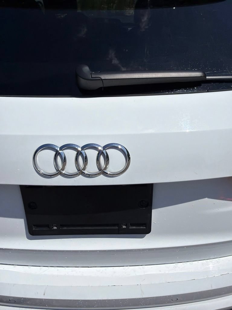 Used 2025 Audi Q3 2.0T Premium AWD/4WD image 19