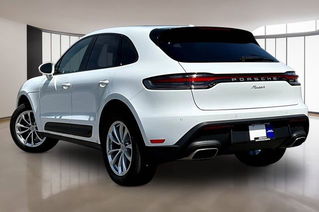 Used 2026 Porsche Macan image 4