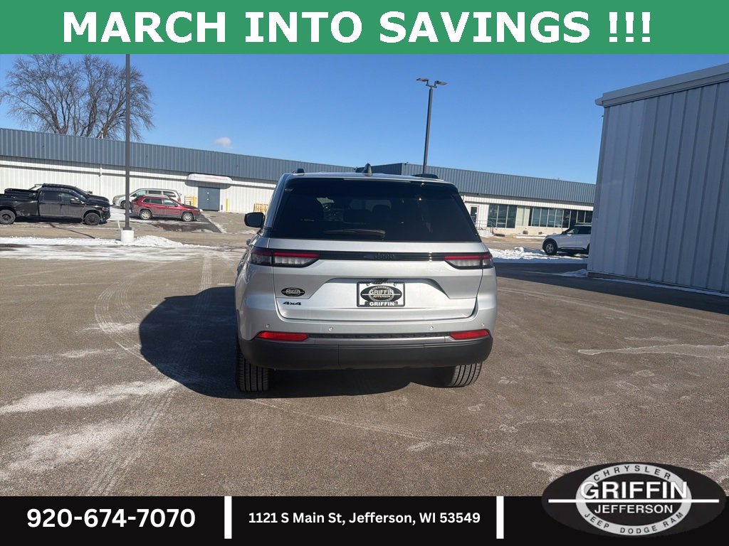 New 2026 Jeep Grand Cherokee Limited w/ Limited Altitude Package image 11