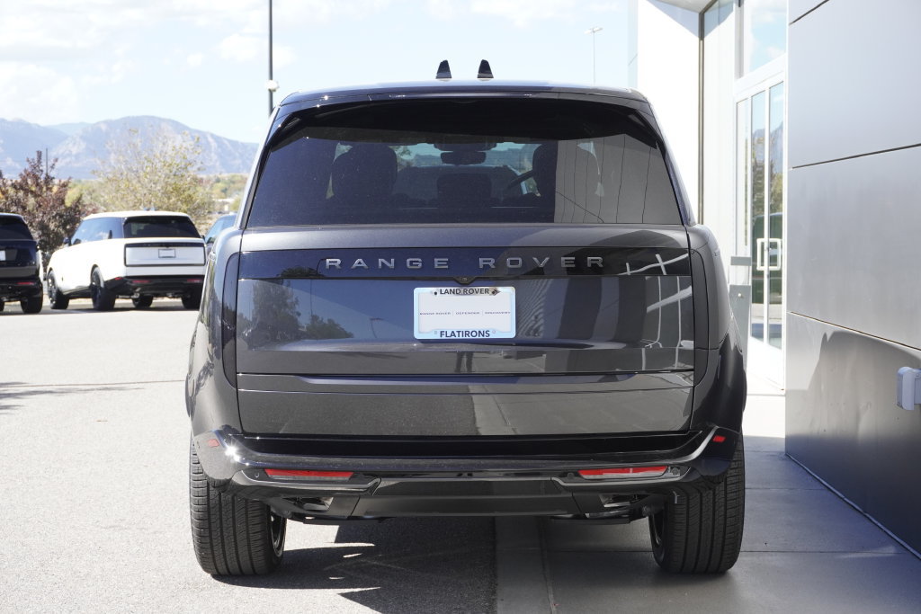 New 2027 Land Rover Range Rover Long Wheelbase SE AWD/4WD image 6