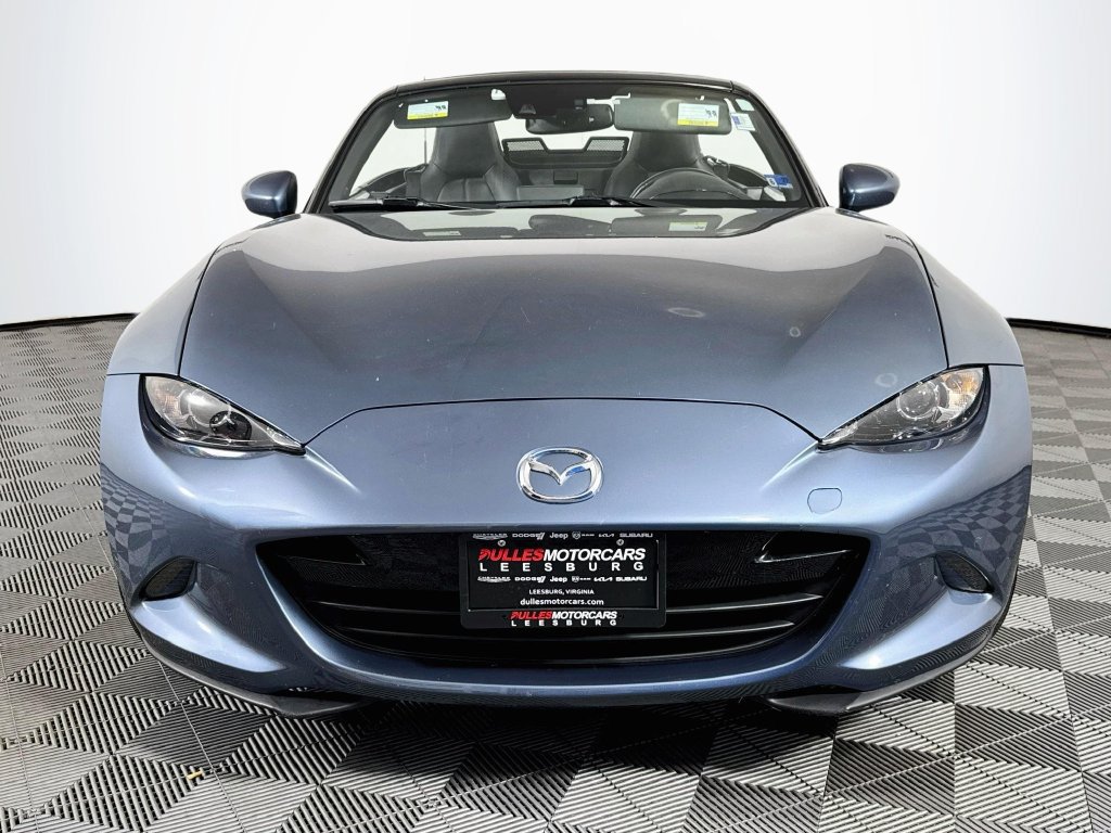 Used 2016 MAZDA MX-5 Miata Grand Touring RWD image 2