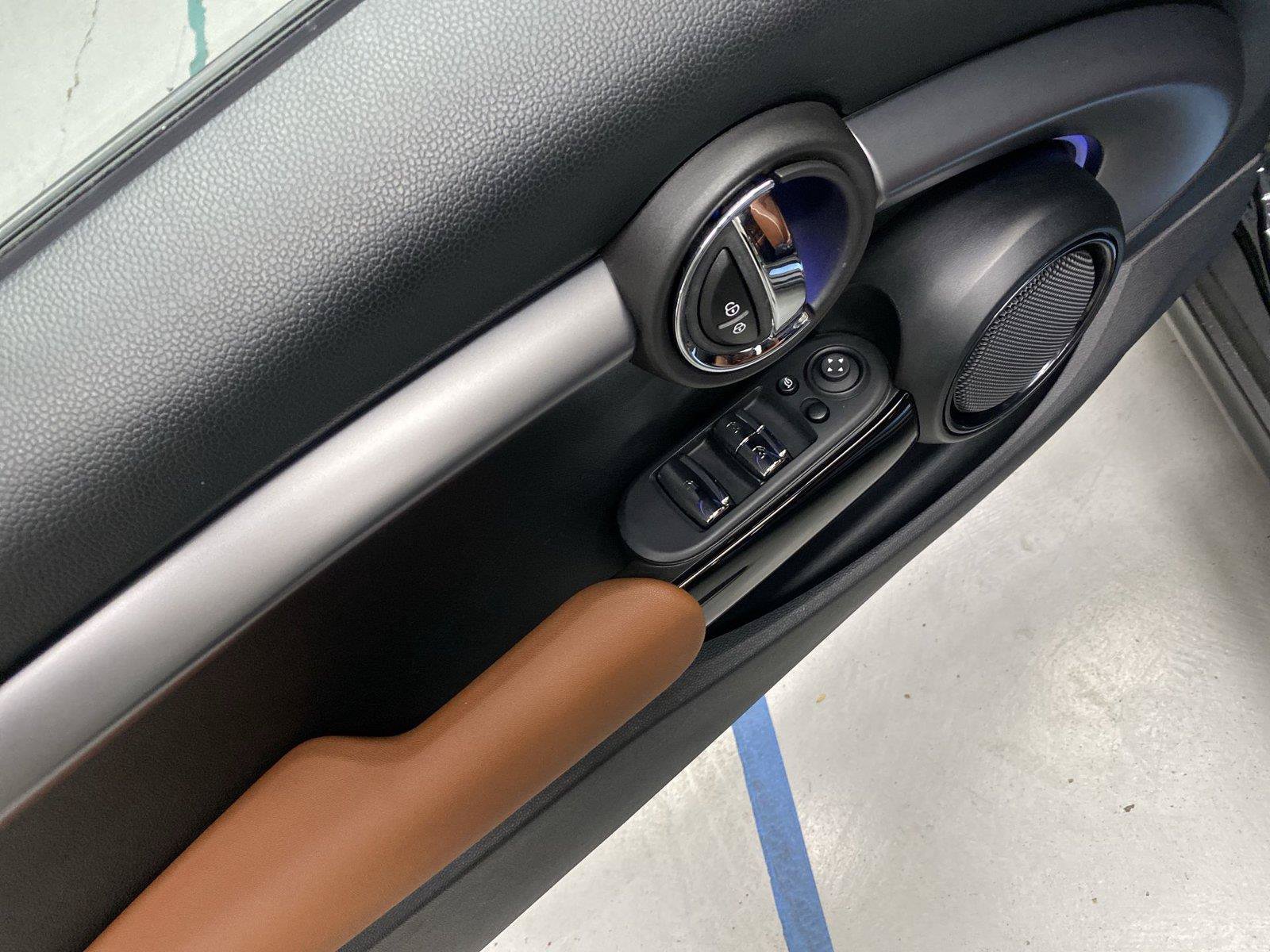 Used 2024 MINI Cooper S w/ Signature Upholstery Package FWD image 18