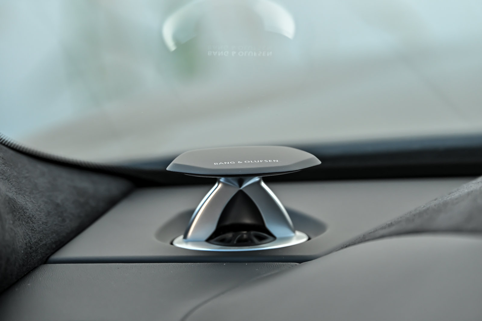 Used 2024 Lamborghini Urus S AWD/4WD image 28