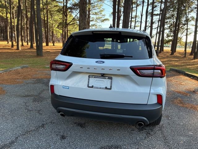 Used 2025 Ford Escape ST-Line image 4