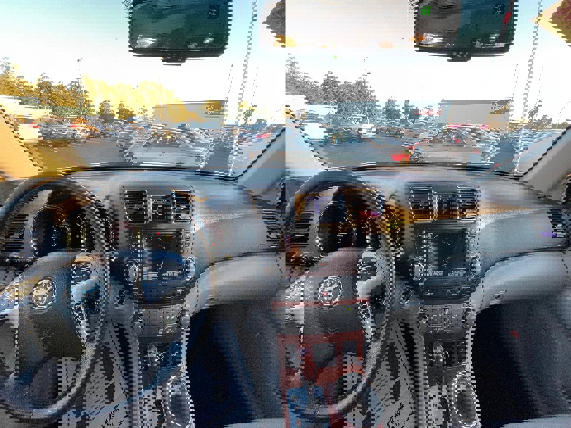 Used 2012 Toyota Highlander Limited image 19