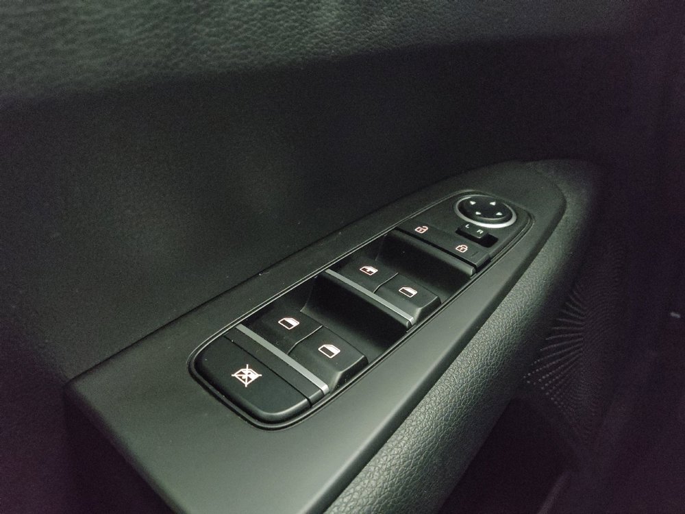 Used 2023 Kia Forte LXS image 27