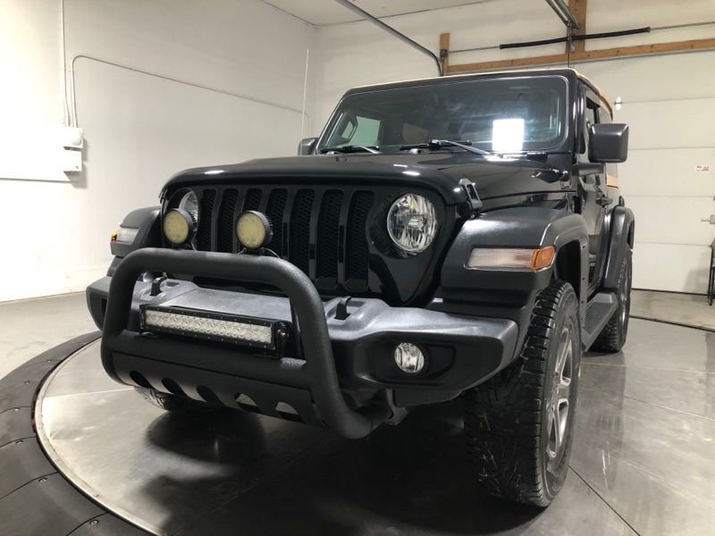 Used 2020 Jeep Wrangler Sport image 3