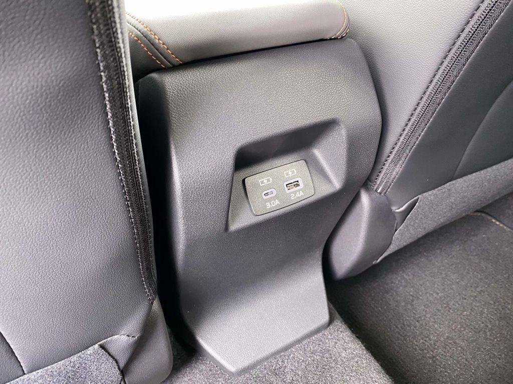New 2026 Subaru Crosstrek 2.5i Limited w/ Crosstrek Mirror Package AWD/4WD image 9