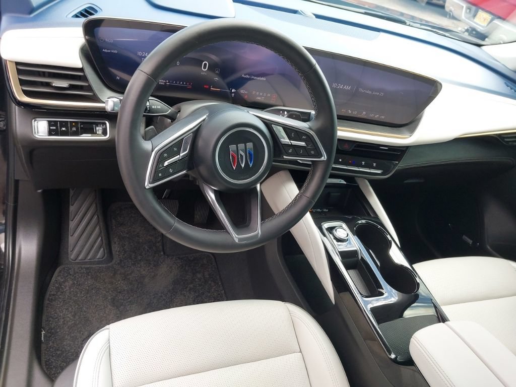 Used 2025 Buick Envision Avenir AWD/4WD image 14