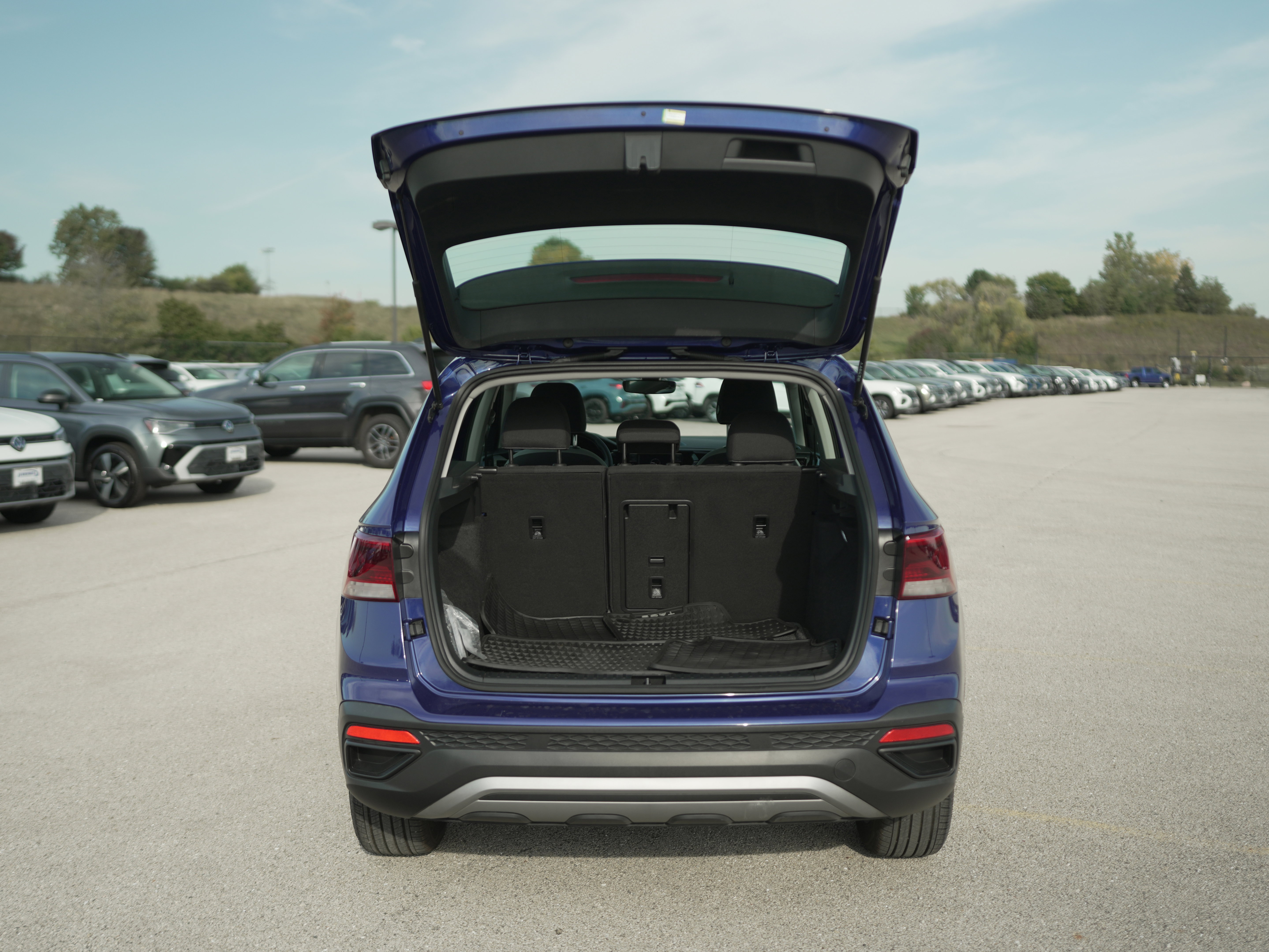 Certified 2024 Volkswagen Taos S image 7