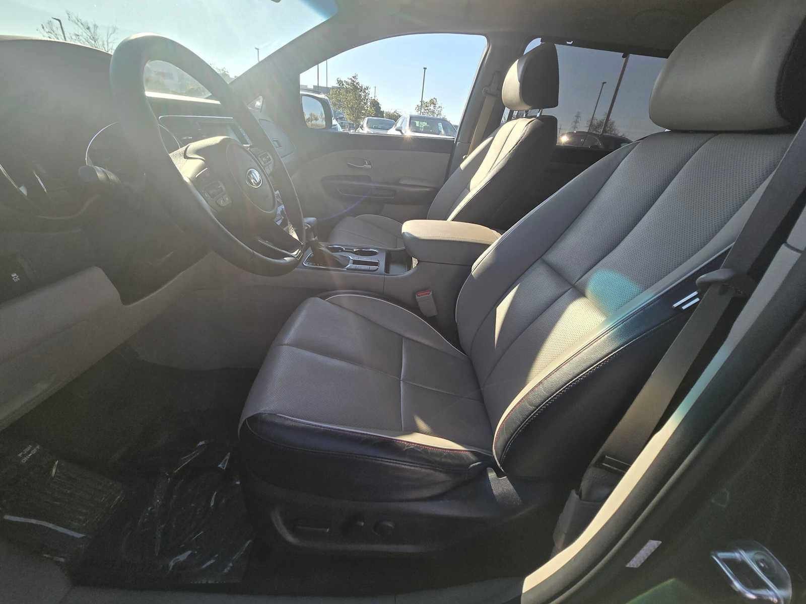 Used 2020 Kia Sedona EX FWD image 21