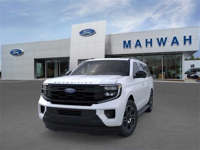 New 2025 Ford Expedition Max Active image 2