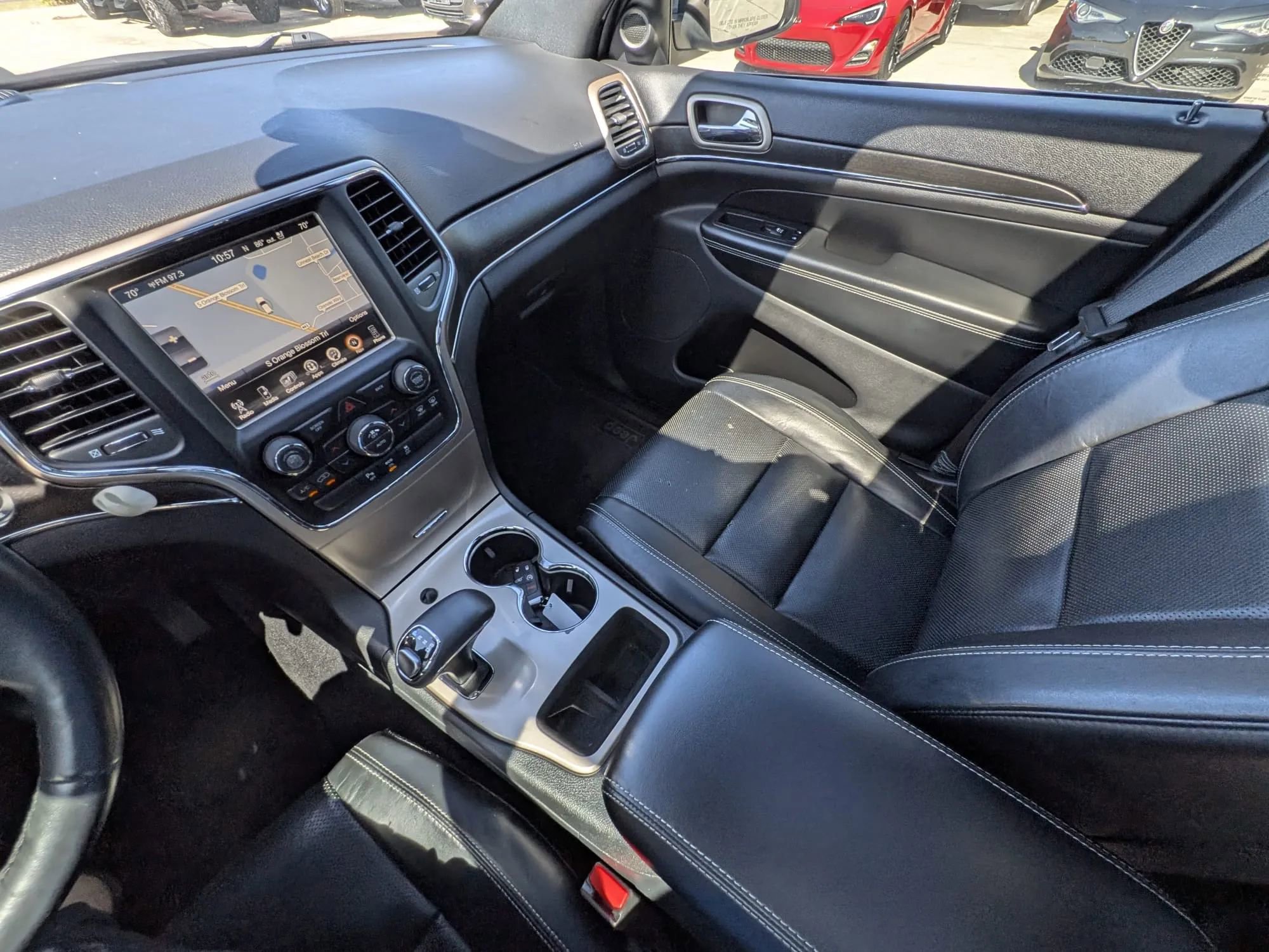 Used 2015 Jeep Grand Cherokee Limited w/ Luxury Group II RWD image 12