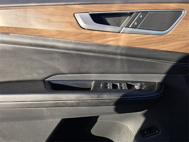 Used 2024 Volkswagen Atlas SE w/ Panoramic Sunroof Package image 18