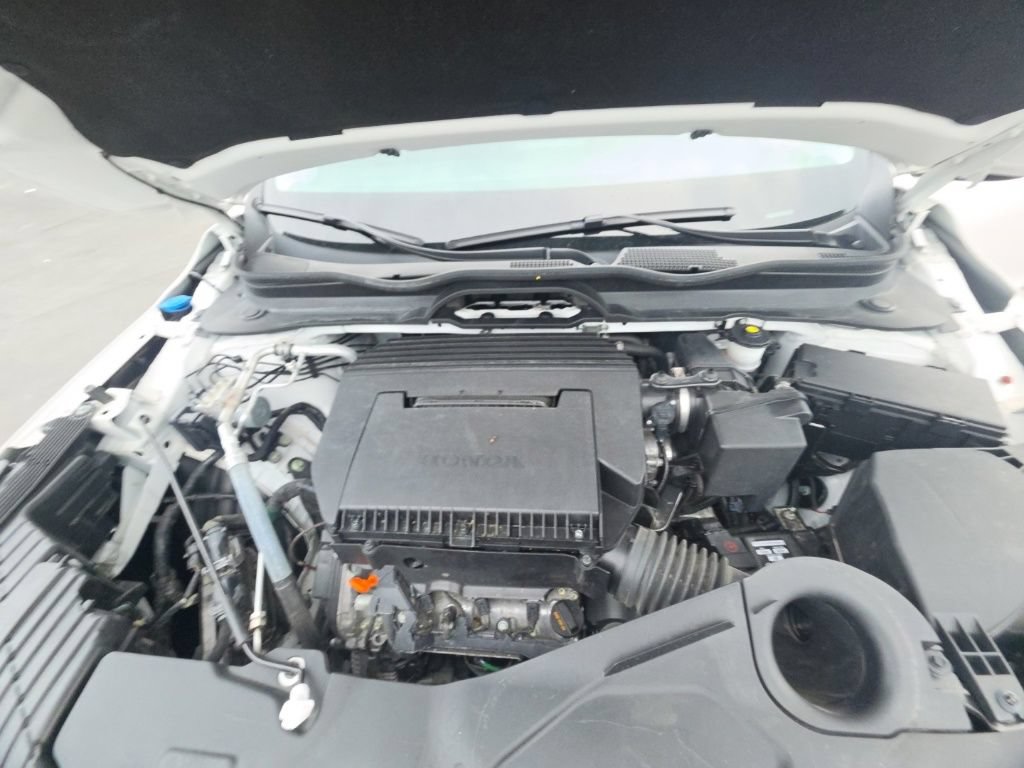 Used 2025 Honda Pilot Touring image 12