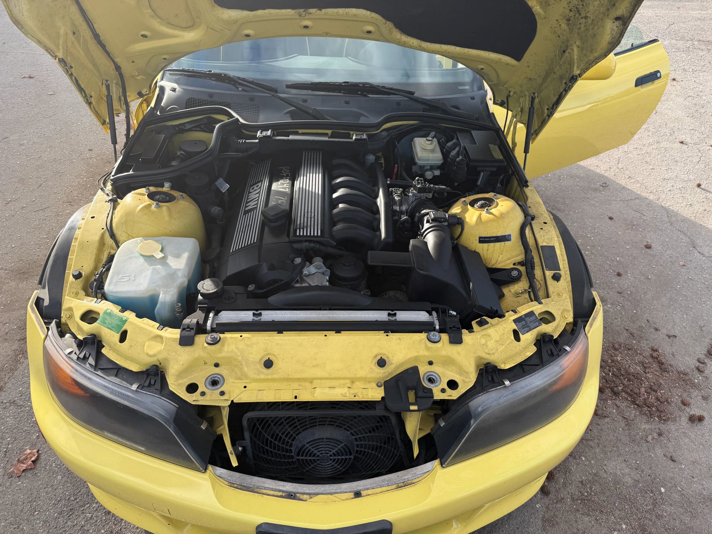 Used 1998 BMW Z3 2.8 RWD image 30
