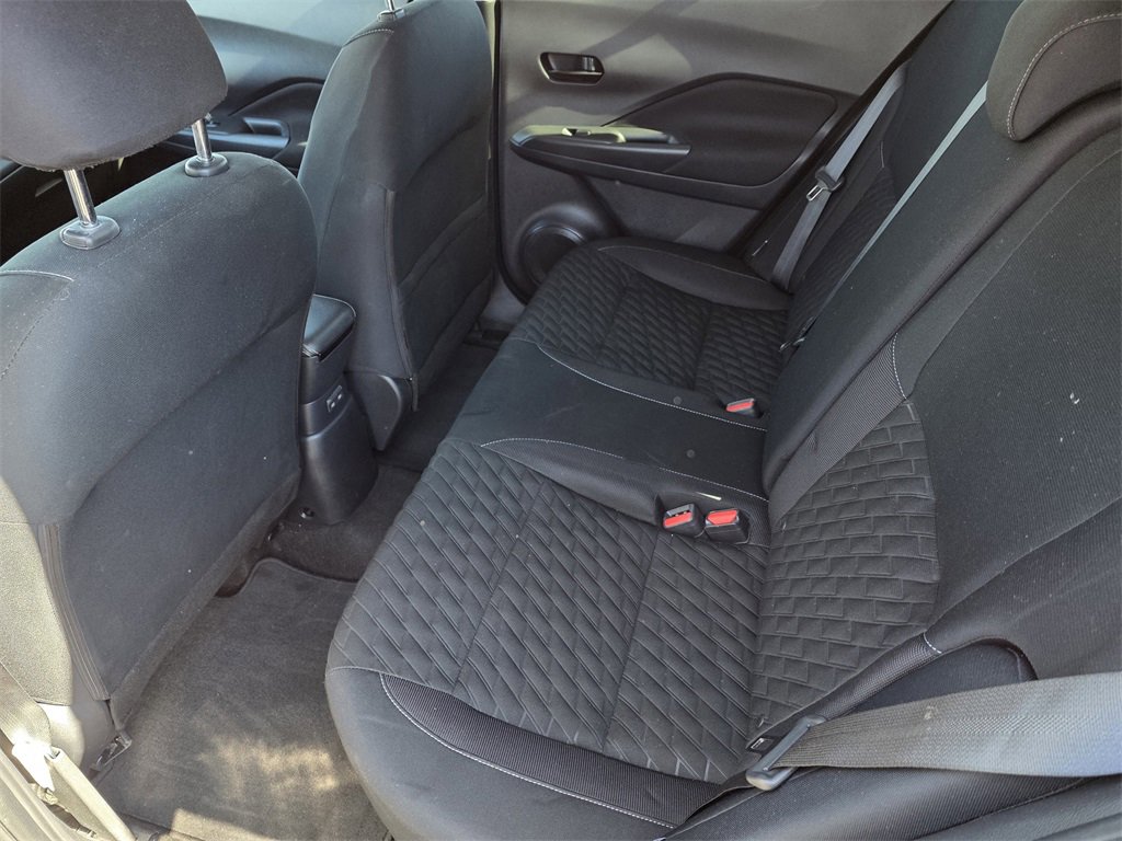 Used 2022 Nissan Kicks S image 12