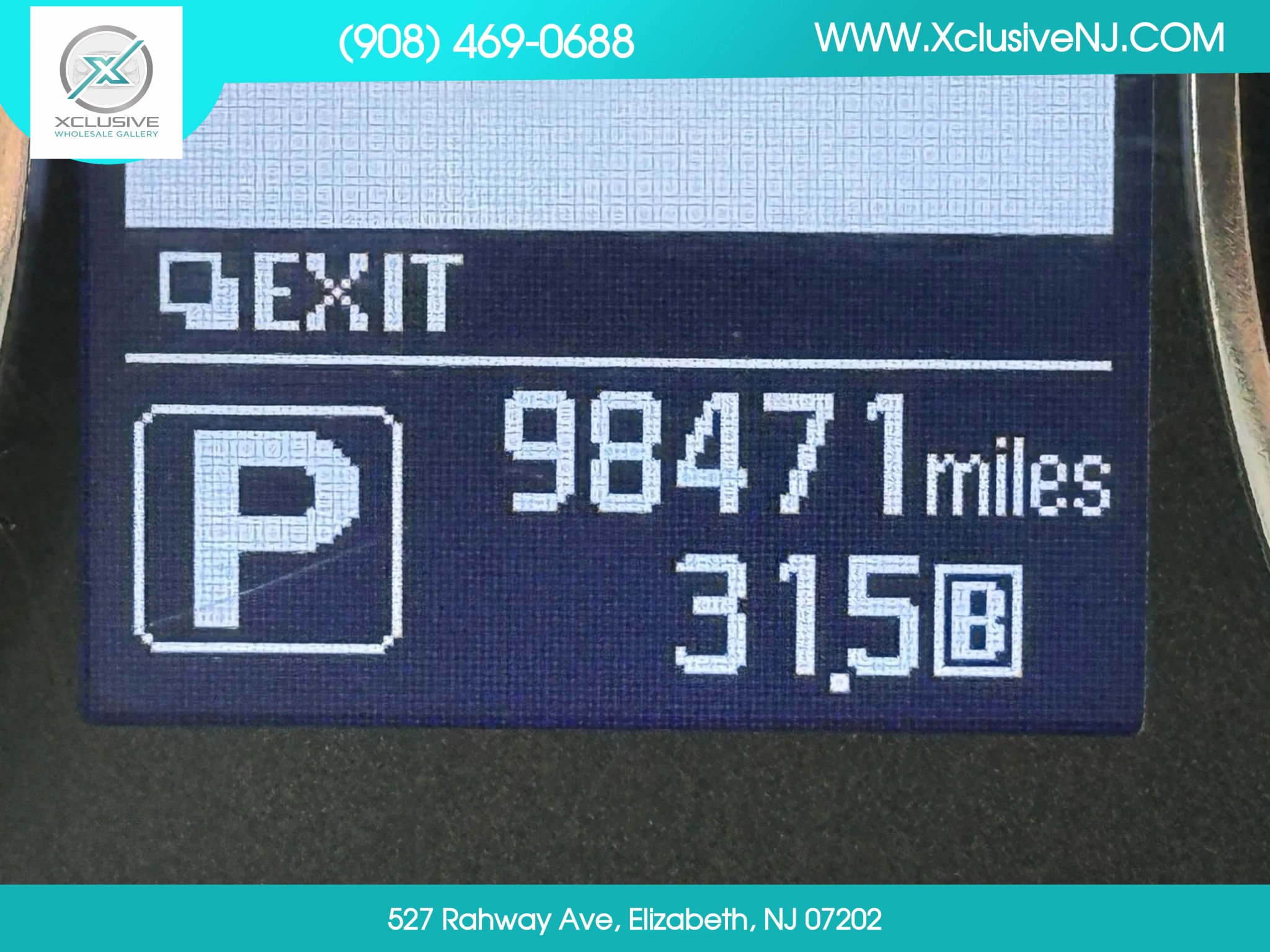 Used 2017 INFINITI QX80 4WD w/ Deluxe Technology Package image 14