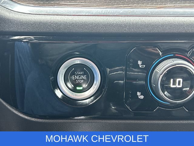 Used 2023 Chevrolet Silverado 1500 LT AWD/4WD image 17