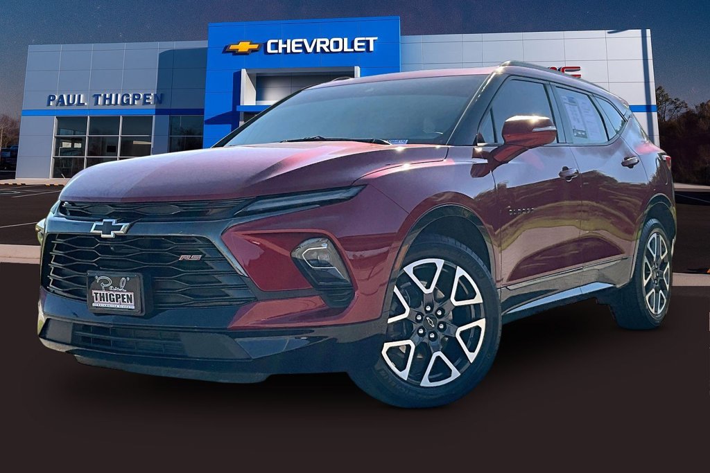 Used 2024 Chevrolet Blazer RS w/ Driver Confidence II Package FWD image 2