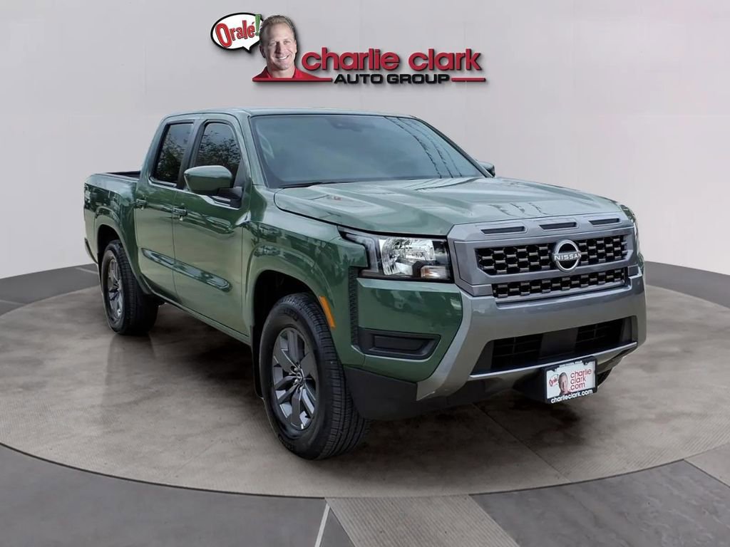 Used 2025 Nissan Frontier SV image 7