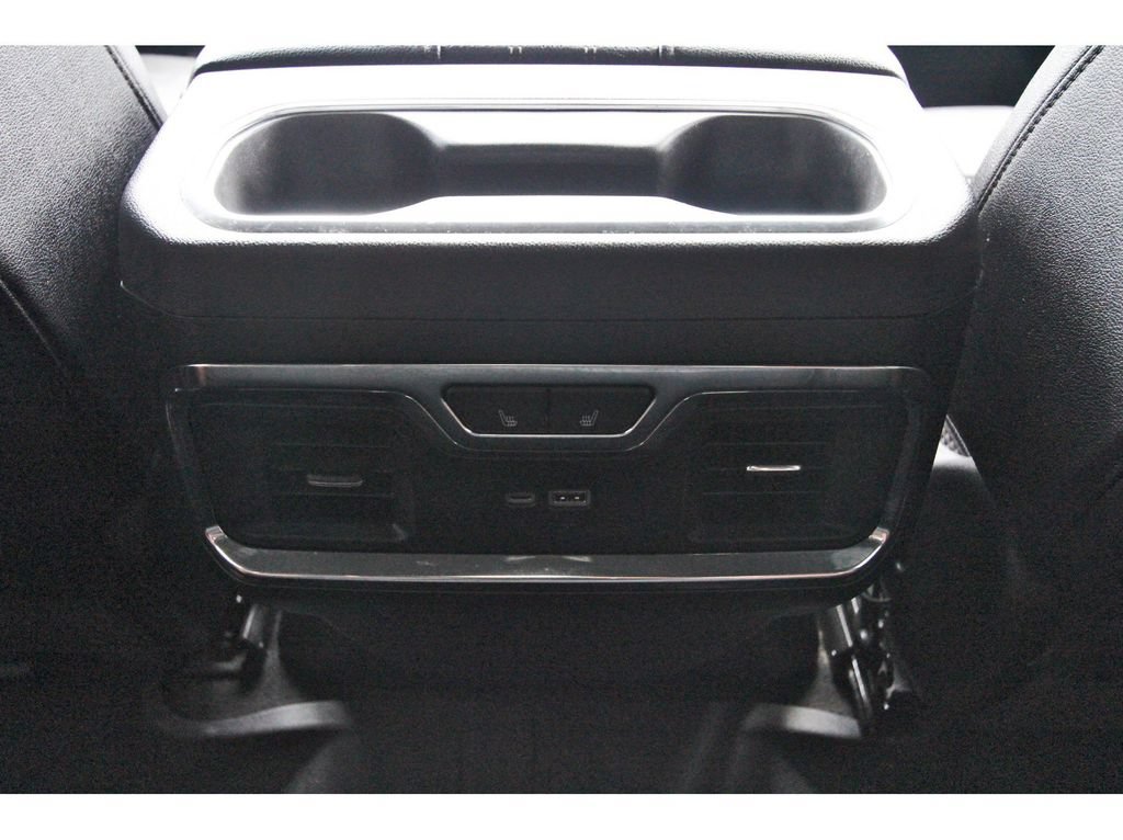 Used 2024 Chevrolet Silverado 2500 High Country w/ Technology Package AWD/4WD image 15