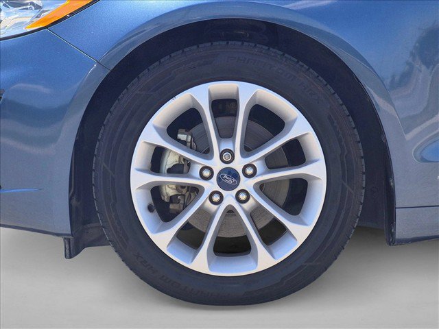 Used 2019 Ford Fusion SE FWD image 24