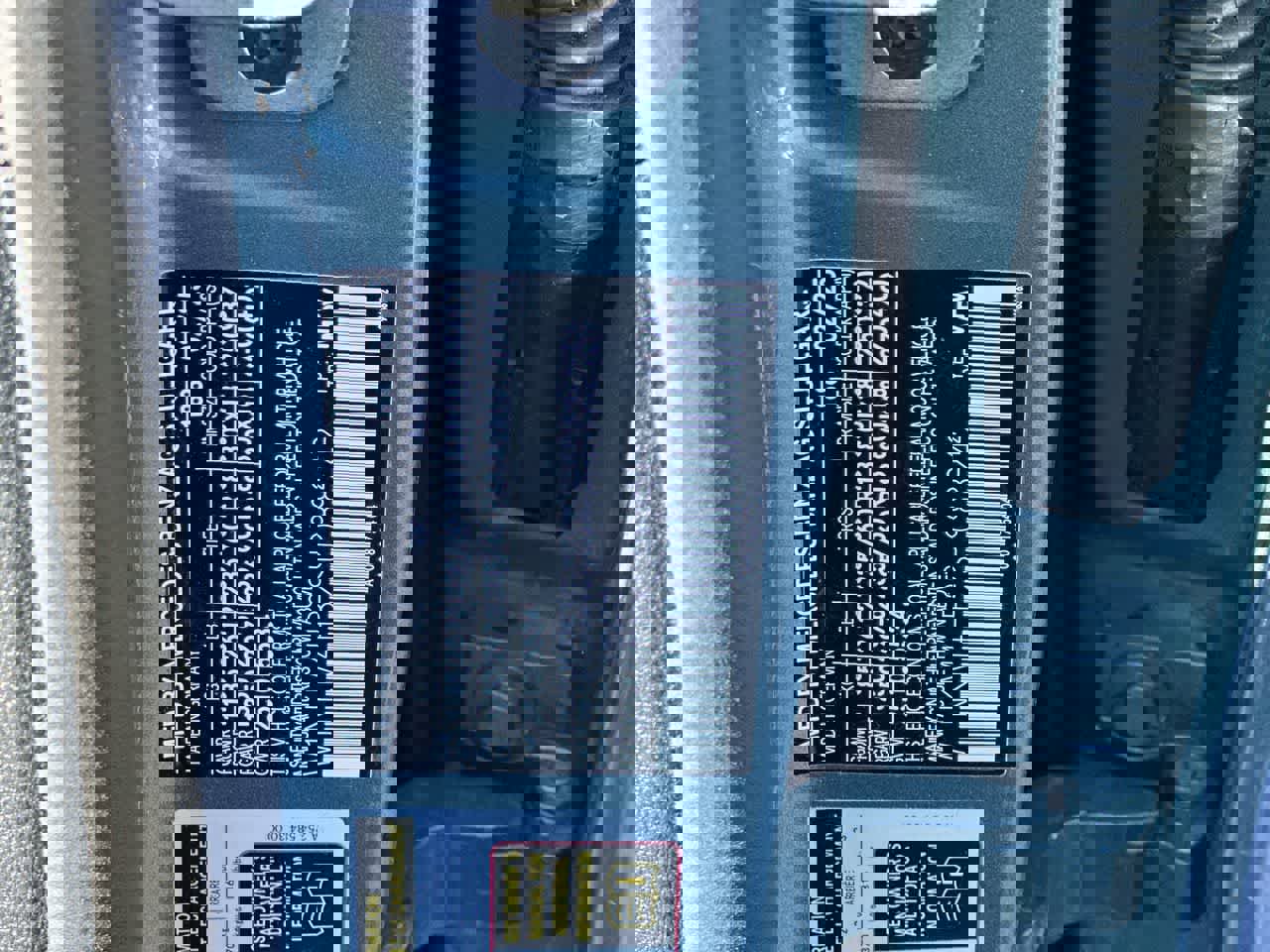 Used 2025 Mercedes-Benz GLC 300 4MATIC image 40