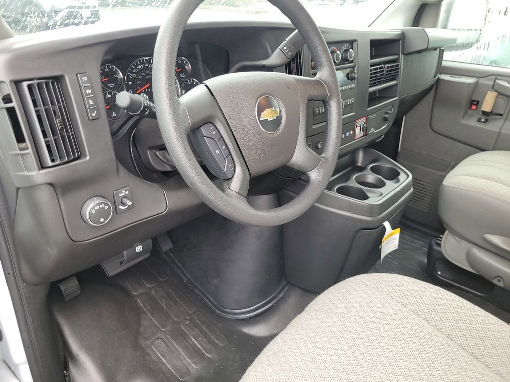 New 2025 Chevrolet Express 2500 w/ Driver Convenience Package image 10