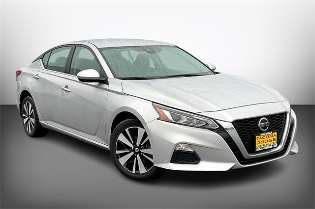 Used 2022 Nissan Altima 2.5 SV video 1