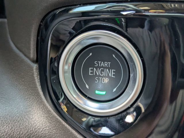 Used 2025 GMC Sierra 2500 SLT image 25