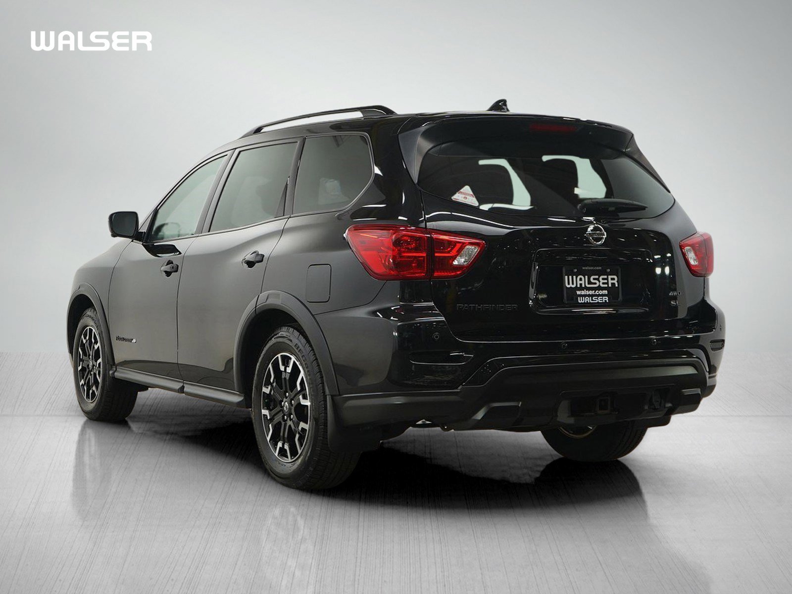 Used 2020 Nissan Pathfinder SL