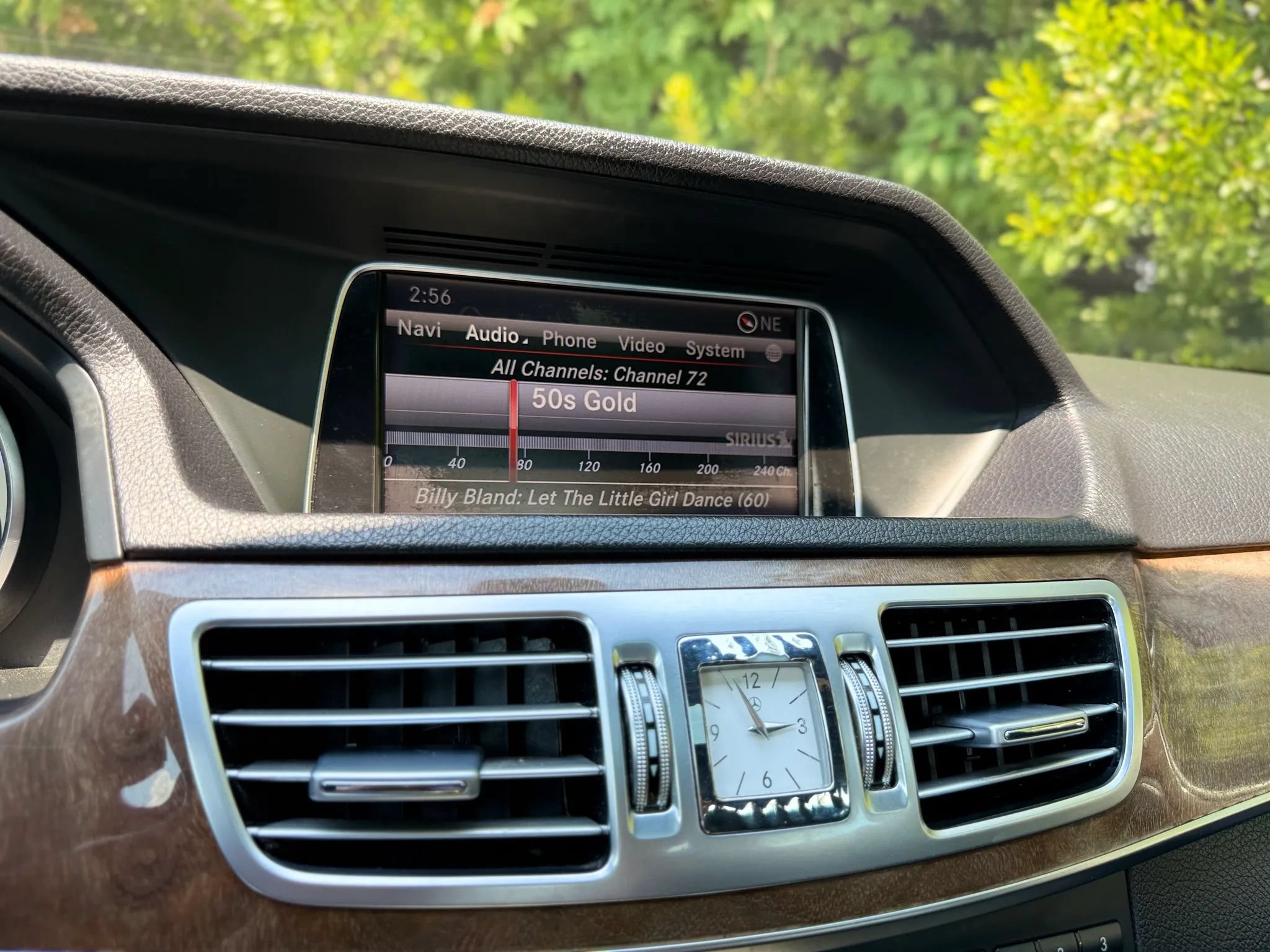 Used 2015 Mercedes-Benz E 350 4MATIC Sedan w/ Premium 1 Package image 33