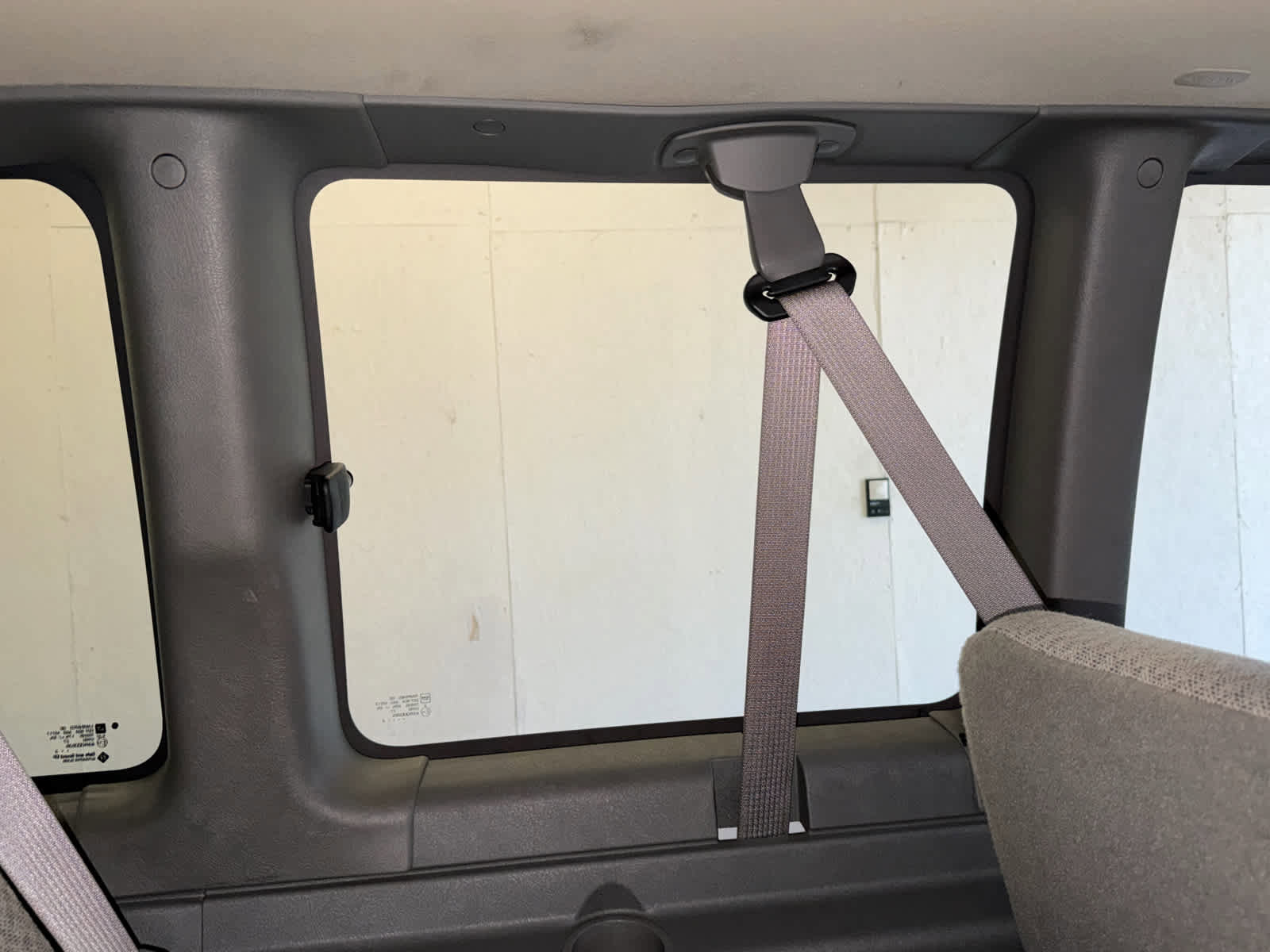 Used 2023 Chevrolet Express 3500 LS image 33