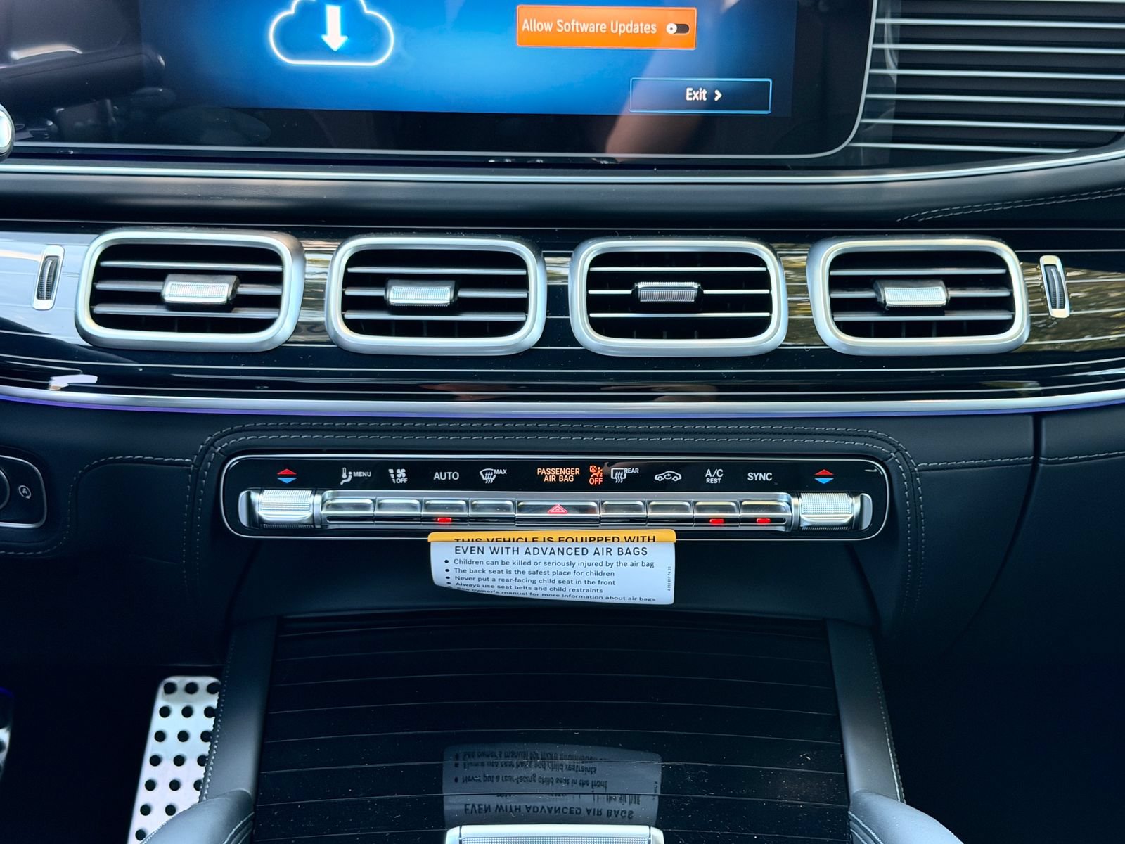 New 2026 Mercedes-Benz GLE 63 AMG S image 25