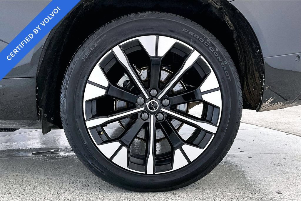 Certified 2026 Volvo XC60 B5 Plus AWD/4WD image 10