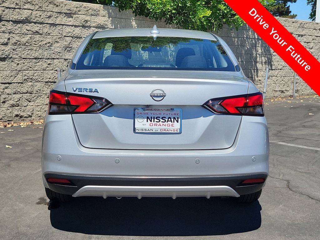 Used 2025 Nissan Versa SV w/ Trunk Package FWD image 27
