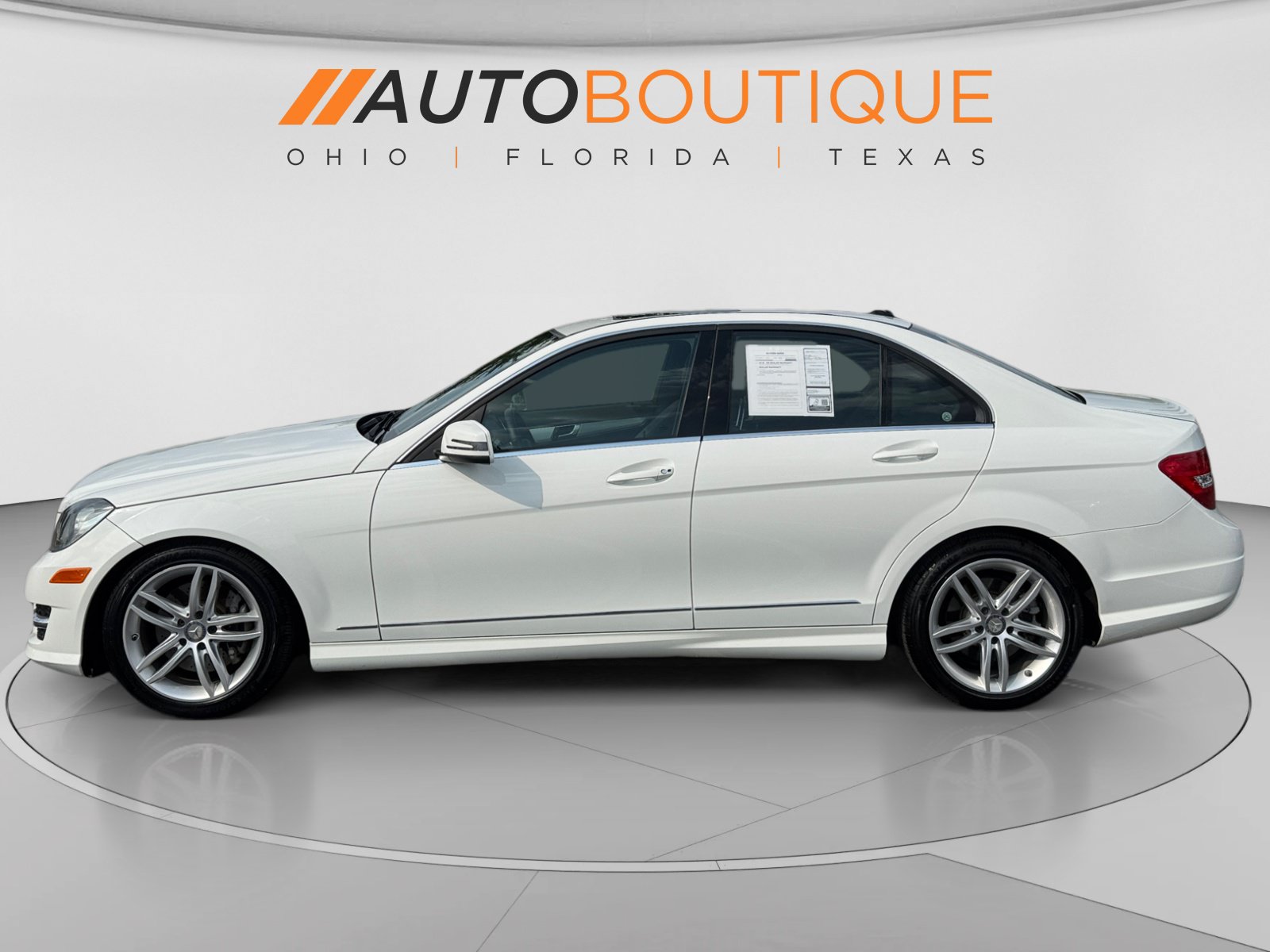 Used 2013 Mercedes-Benz C 300 4MATIC Sedan image 2