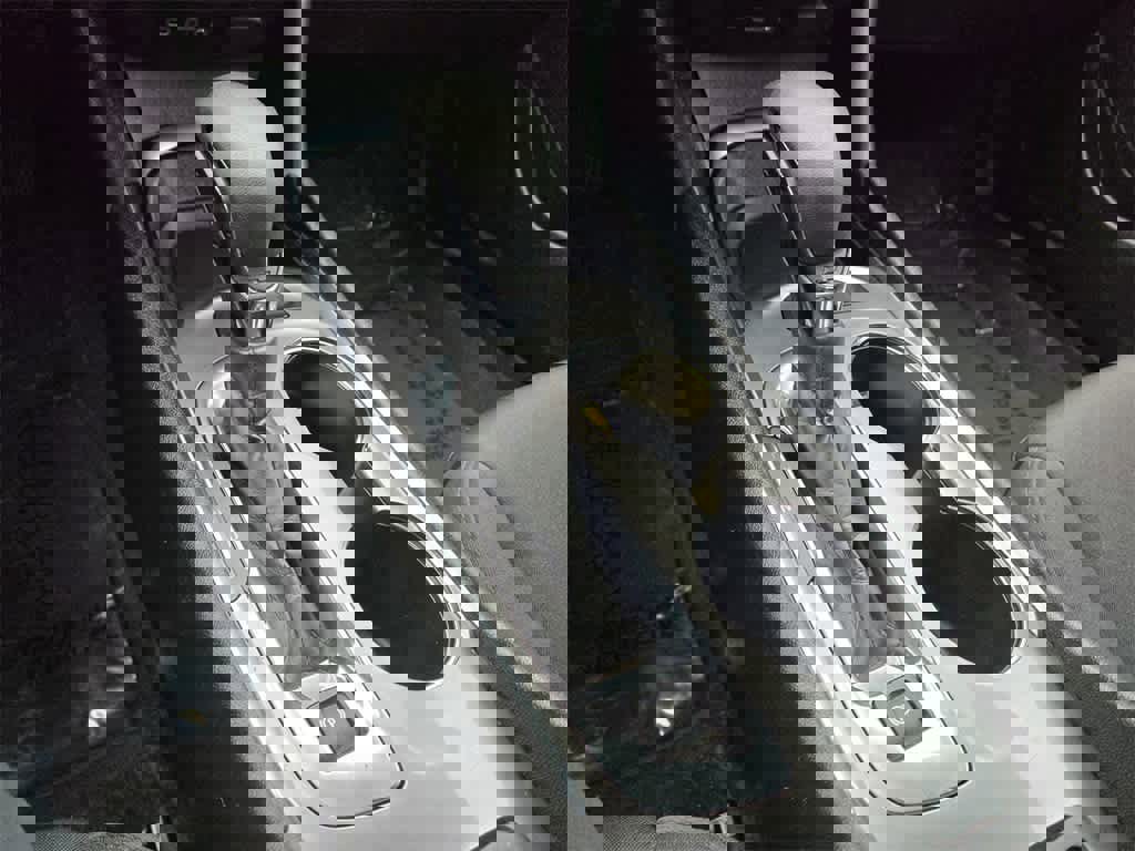 Used 2023 Chevrolet Malibu LT image 18