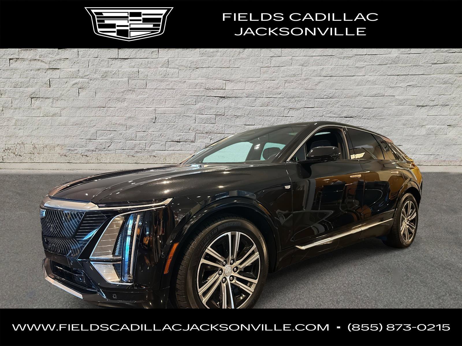 New 2025 Cadillac Lyriq Luxury