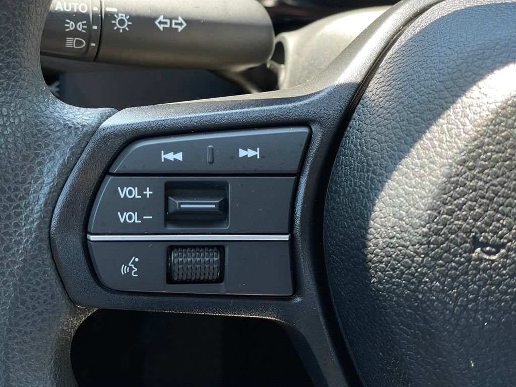 Certified 2025 Honda Accord LX image 15