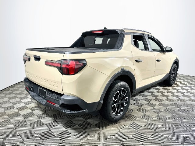 Used 2022 Hyundai Santa Cruz SEL w/ Activity Package FWD image 3