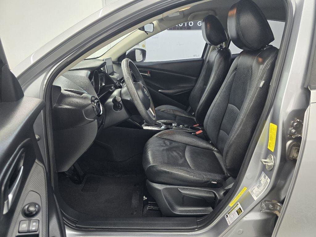 Used 2016 Scion iA FWD image 11