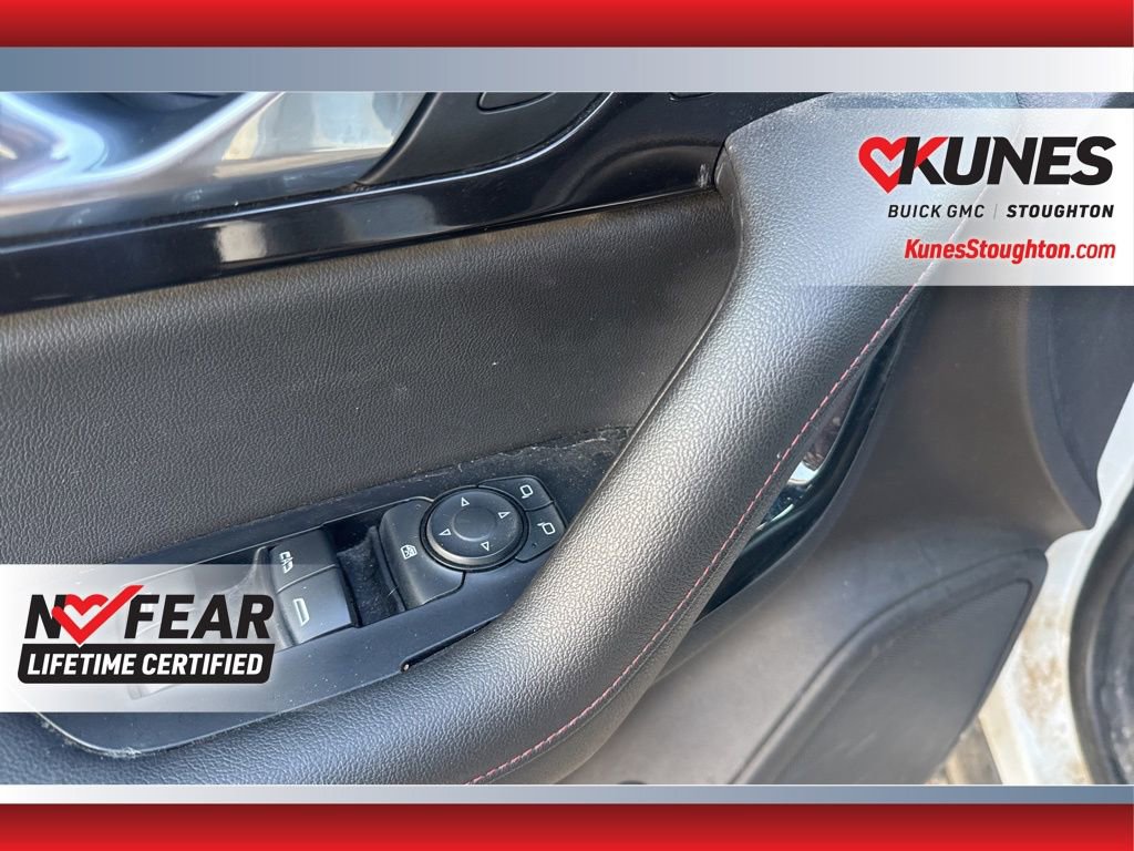 Used 2019 Chevrolet Blazer RS image 21