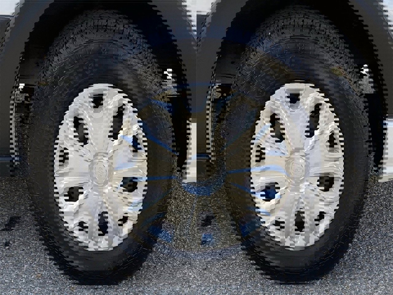 Used 2023 Ford Transit 350 XLT image 7