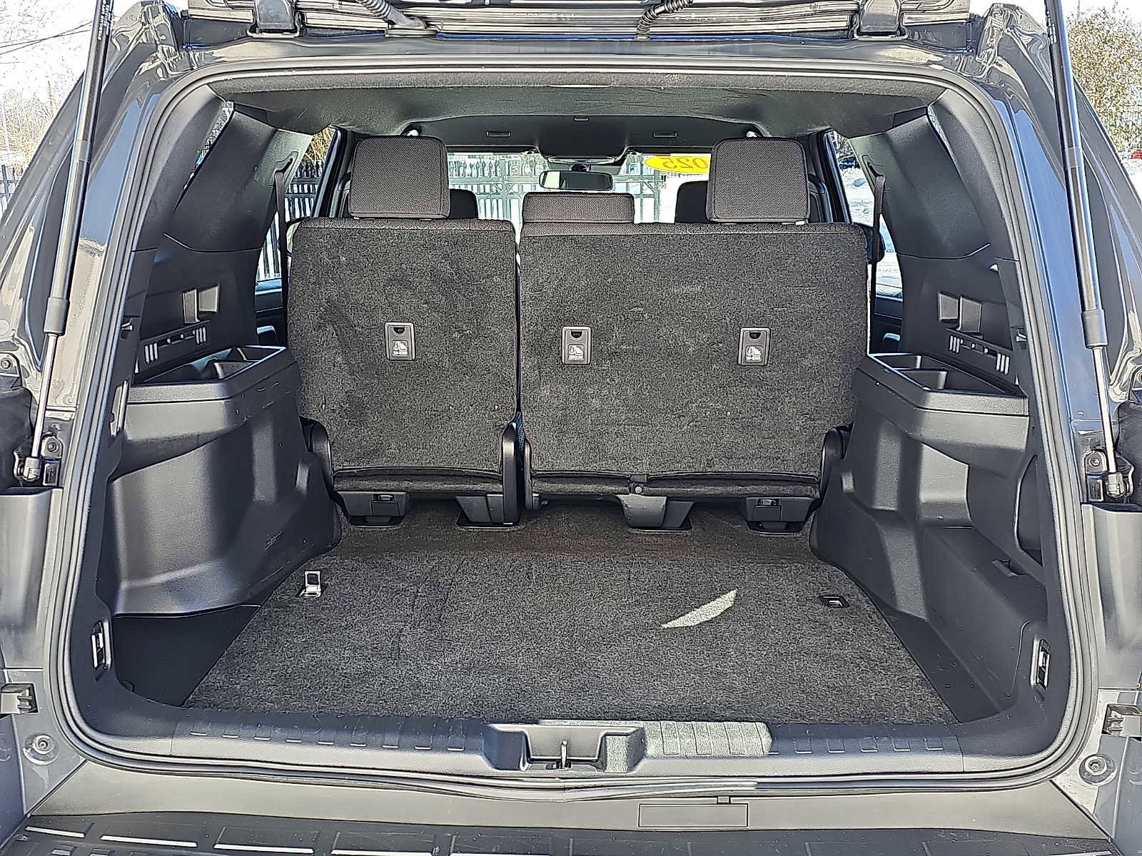 Used 2025 Toyota 4Runner SR5 AWD/4WD image 28