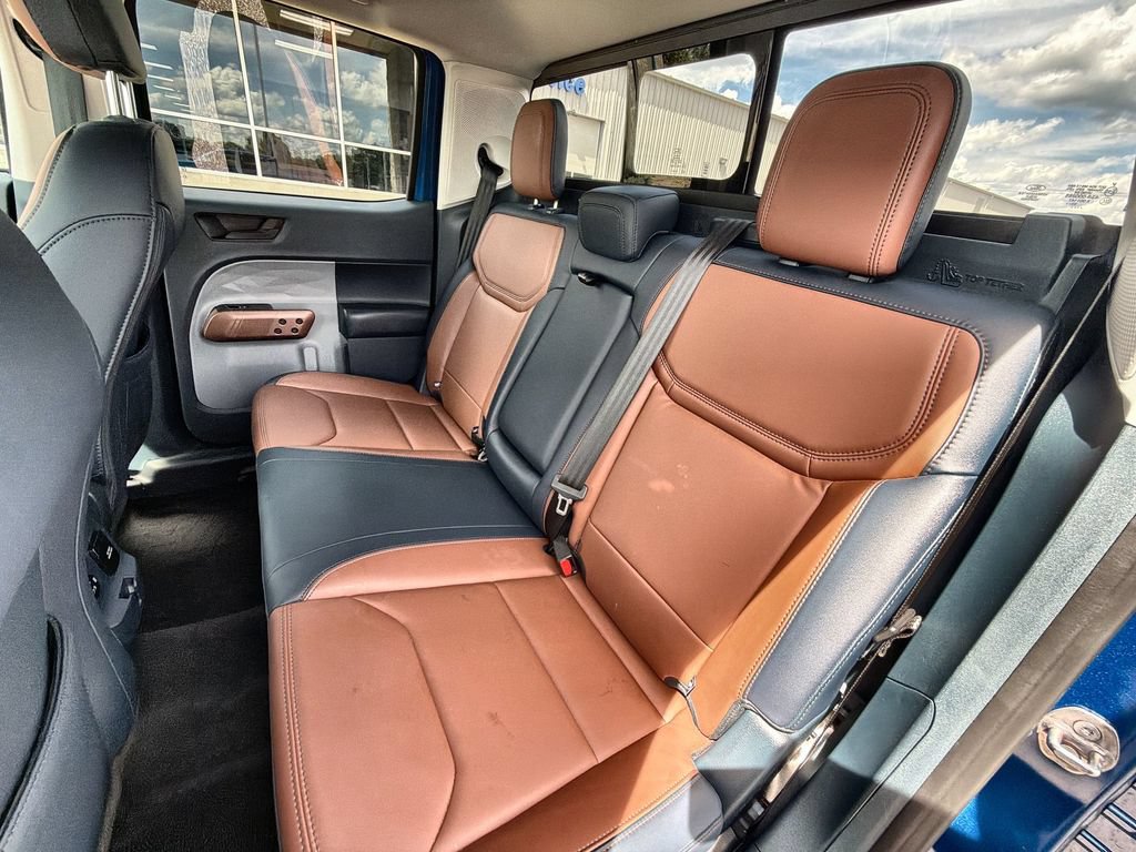 Used 2024 Ford Maverick Lariat w/ FX4 Off-Road Package AWD/4WD image 22