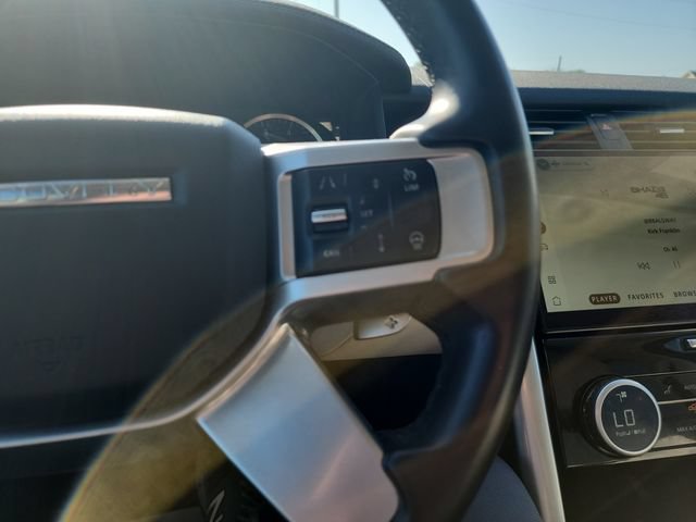 Used 2023 Land Rover Discovery S AWD/4WD image 20