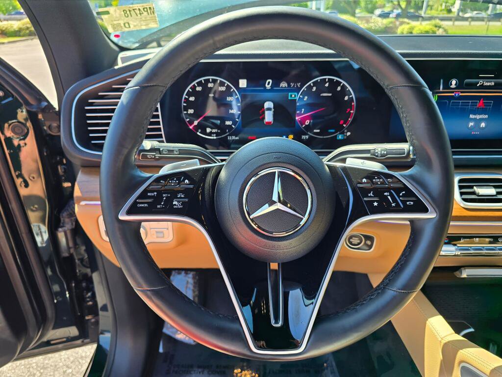 Used 2024 Mercedes-Benz GLE 350 4MATIC w/ Driver Assistance Package image 14