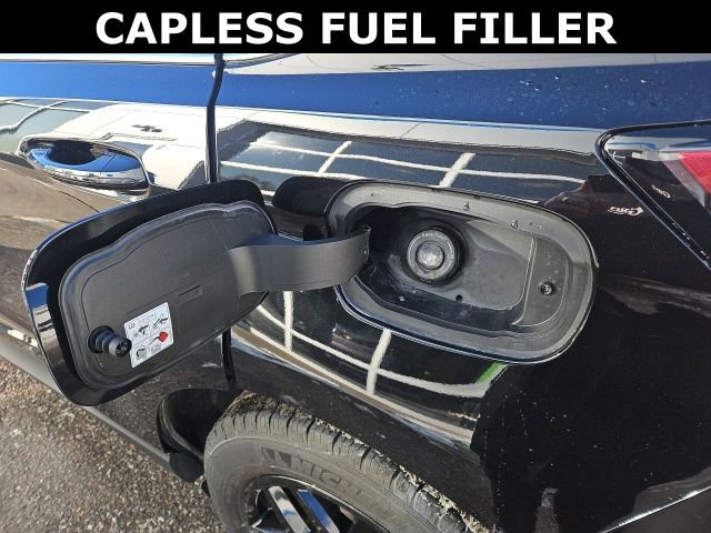 Used 2024 Ford Edge SEL image 11